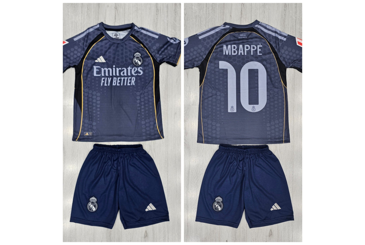 8402 Детски футболен комплект REAL MADRID MBAPPE 10